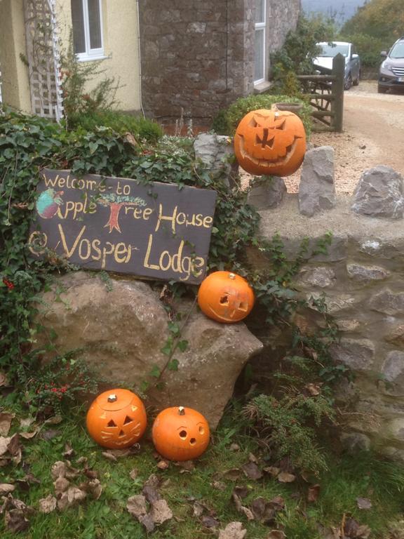 Apple Tree House Otel Redhill  Dış mekan fotoğraf